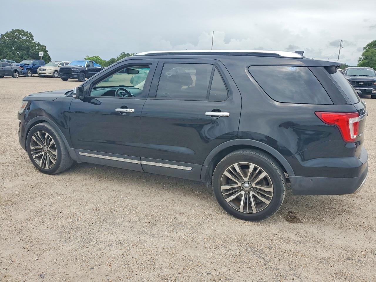 2016 FORD EXPLORER PLATINUM photo 3