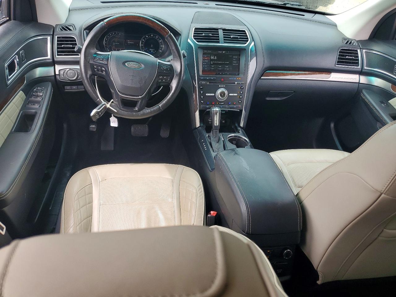 2016 FORD EXPLORER PLATINUM photo 15