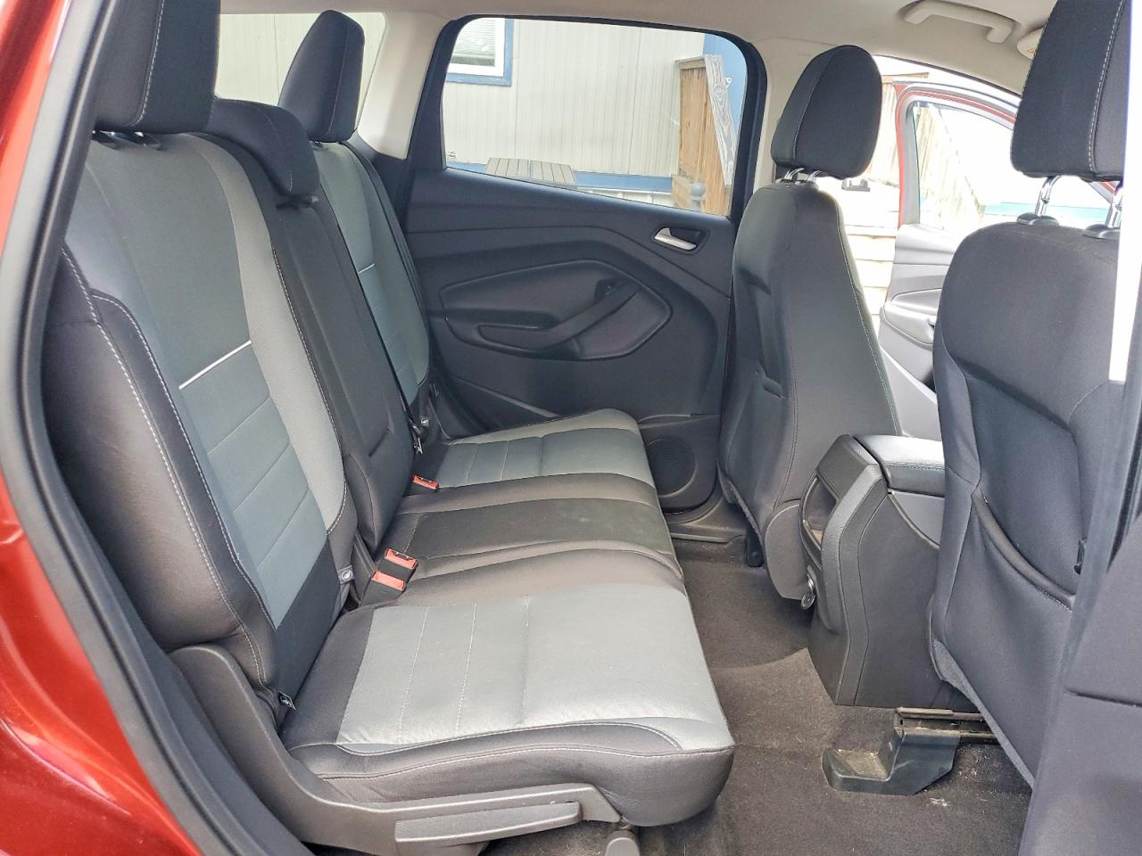 2015 FORD ESCAPE SE photo 11