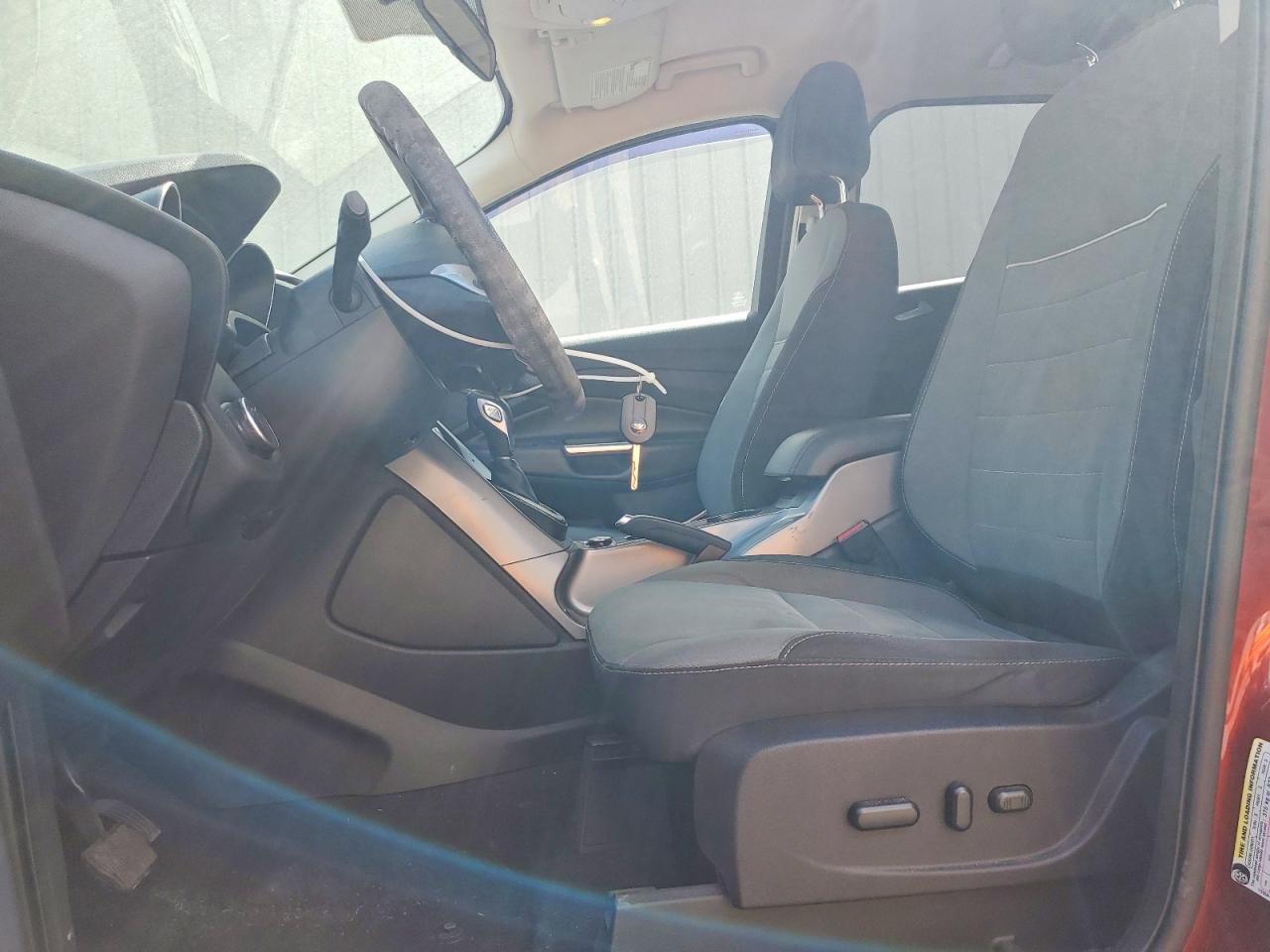 2015 FORD ESCAPE SE photo 7