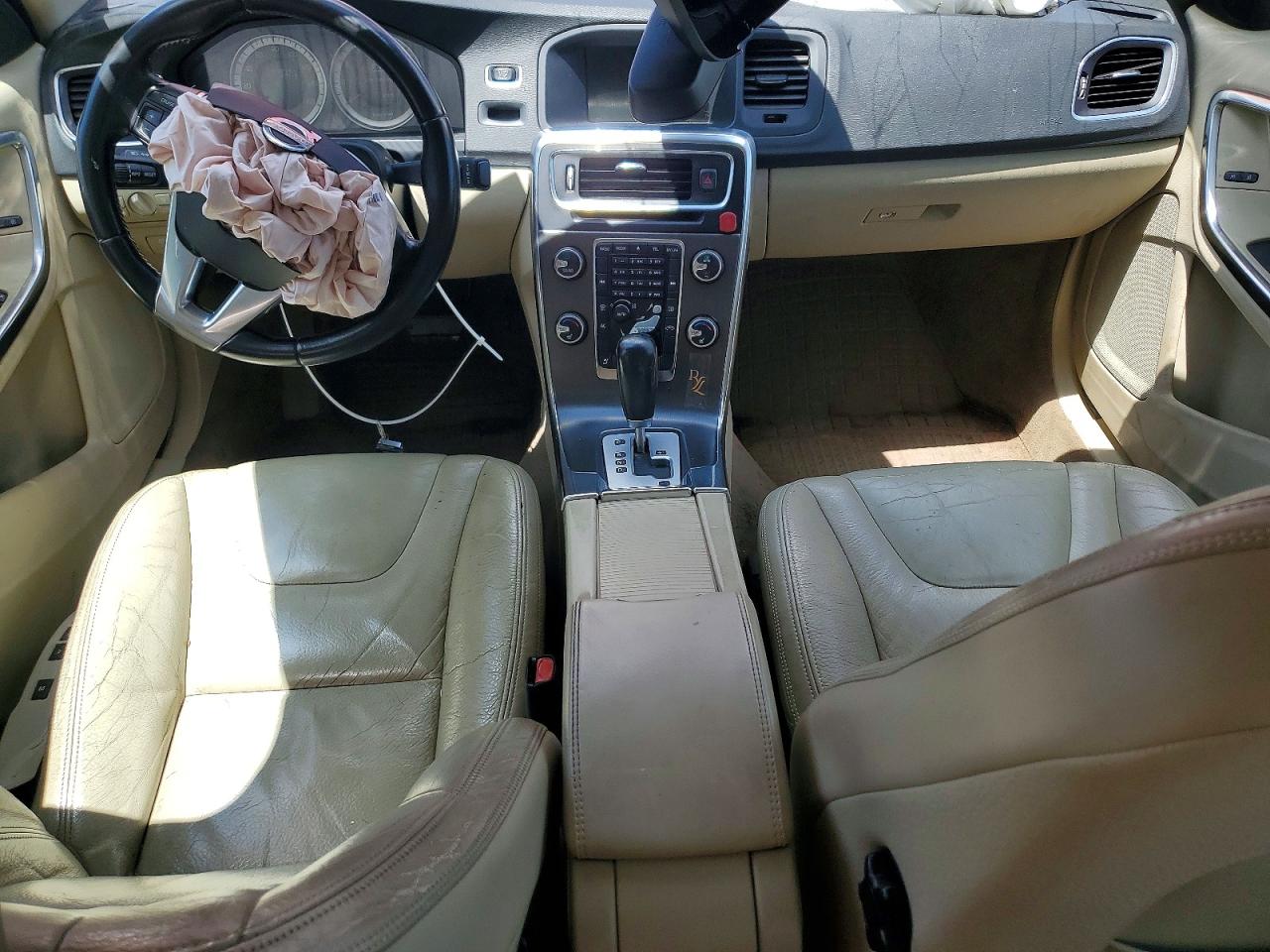 2012 VOLVO S60 T5 photo 15