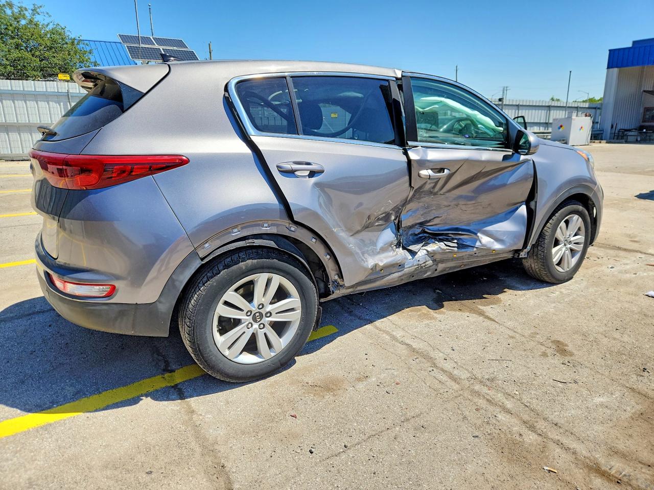 2018 KIA SPORTAGE LX photo 5