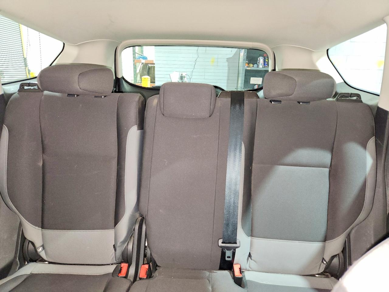 2014 FORD ESCAPE S photo 28