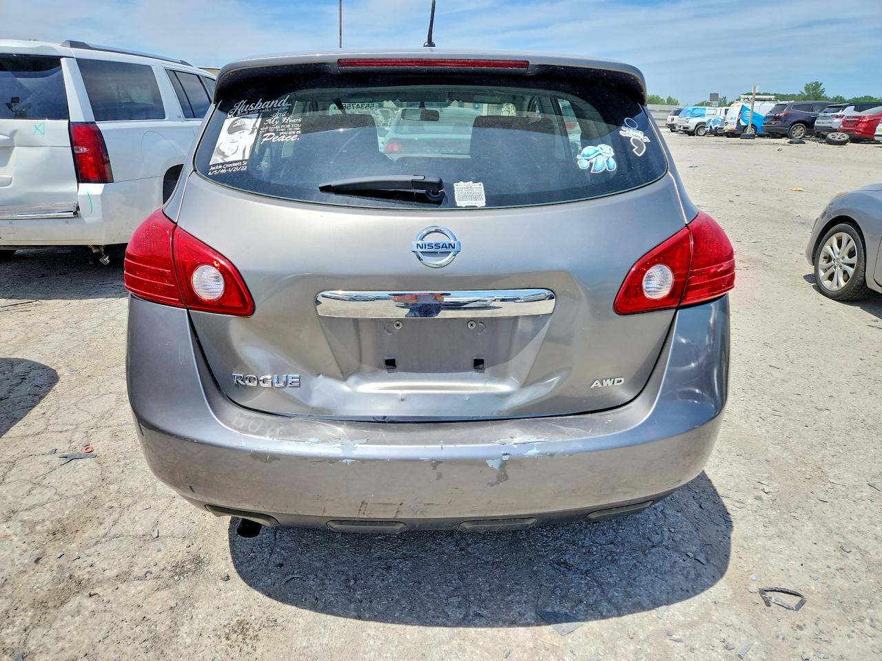 2013 NISSAN ROGUE S photo 6