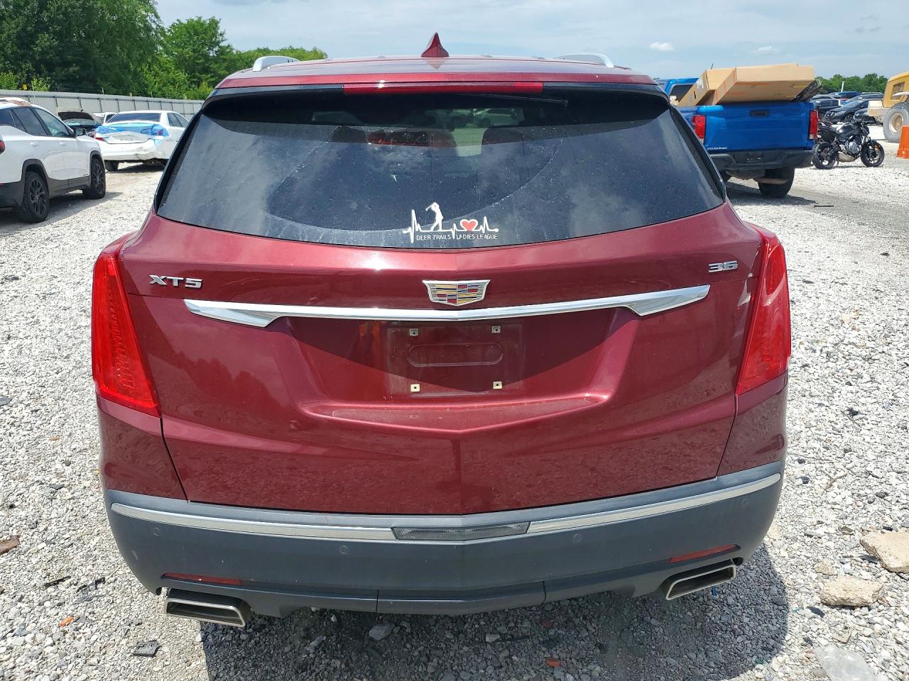2017 CADILLAC XT5 photo 11
