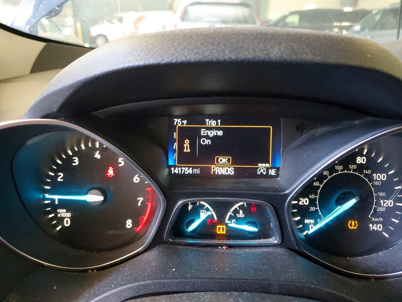 2017 FORD ESCAPE SE photo 9