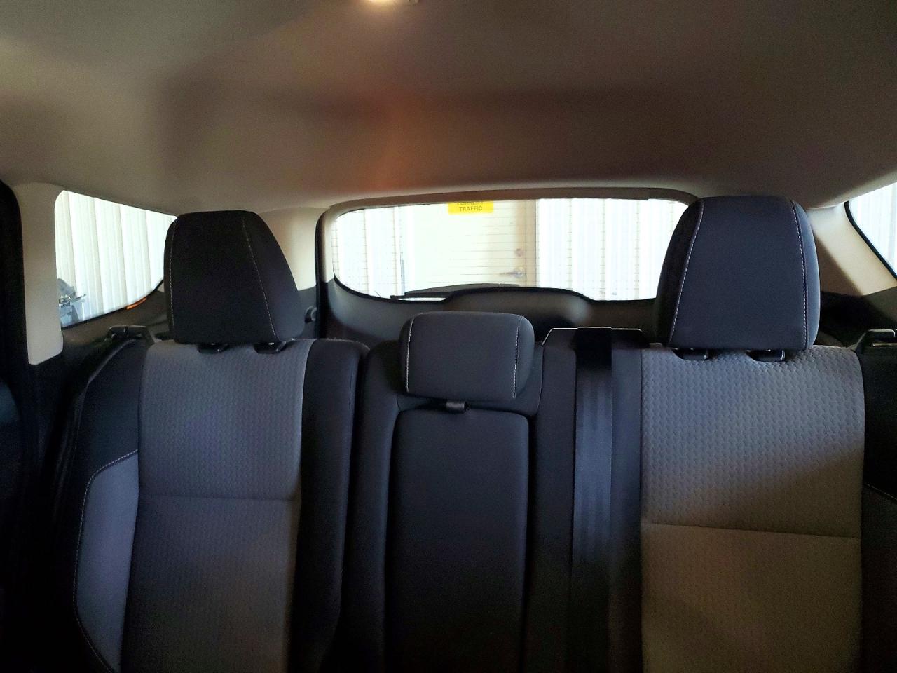 2017 FORD ESCAPE SE photo 10