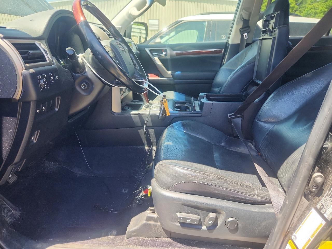 2016 LEXUS GX 460 photo 7