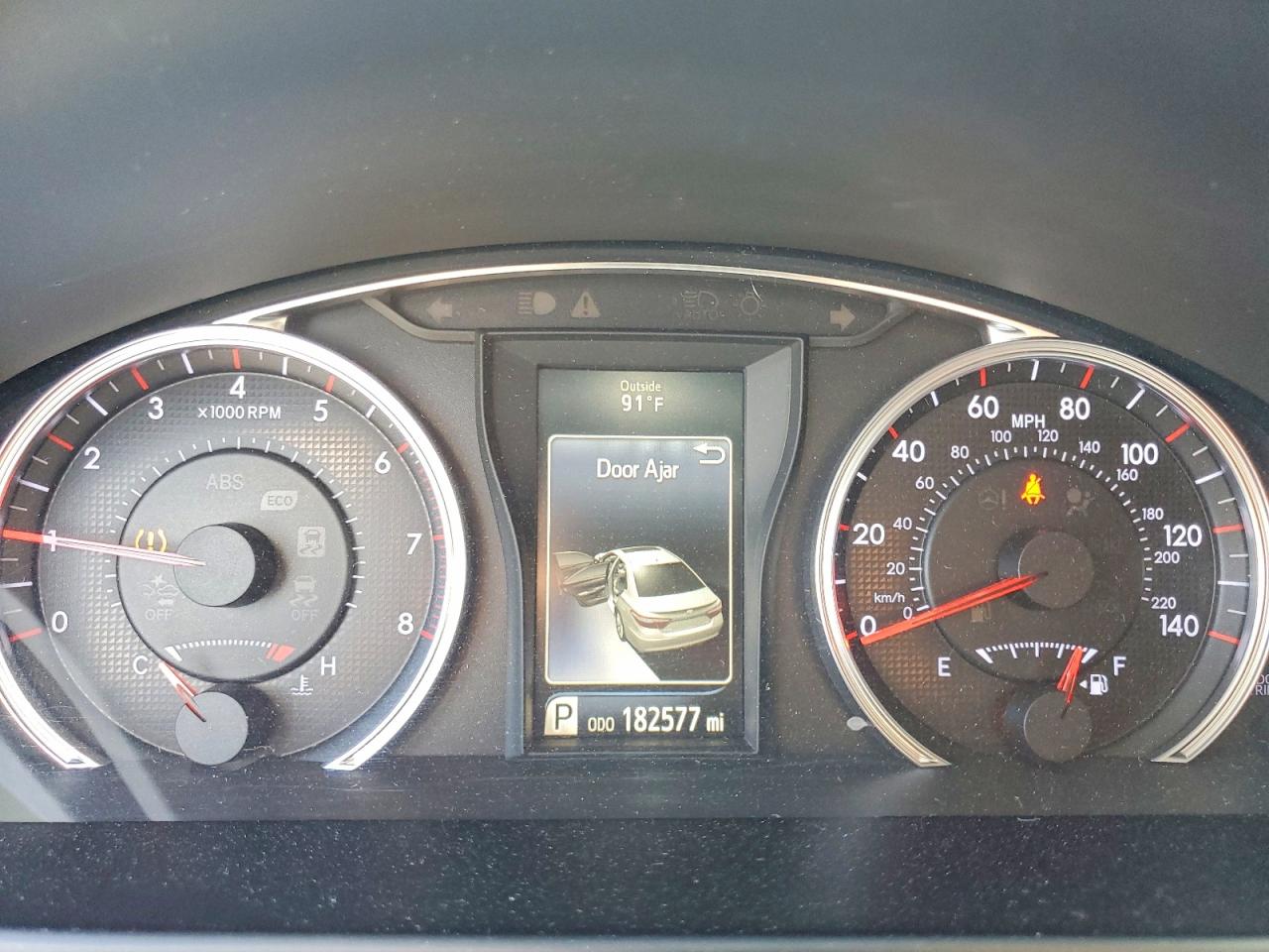 2017 TOYOTA CAMRY SE photo 17