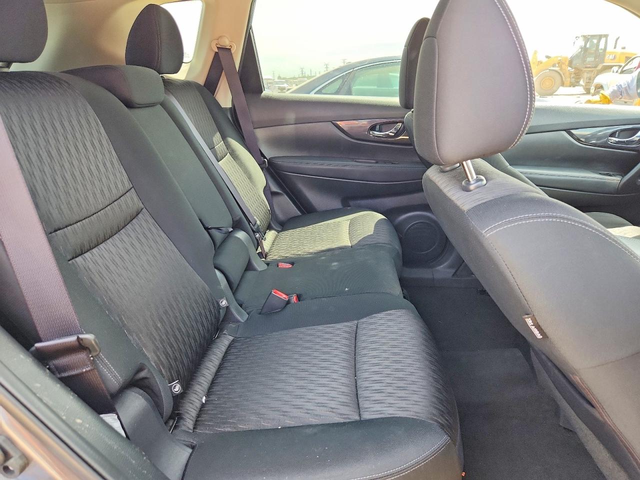 2020 NISSAN ROGUE SV photo 19