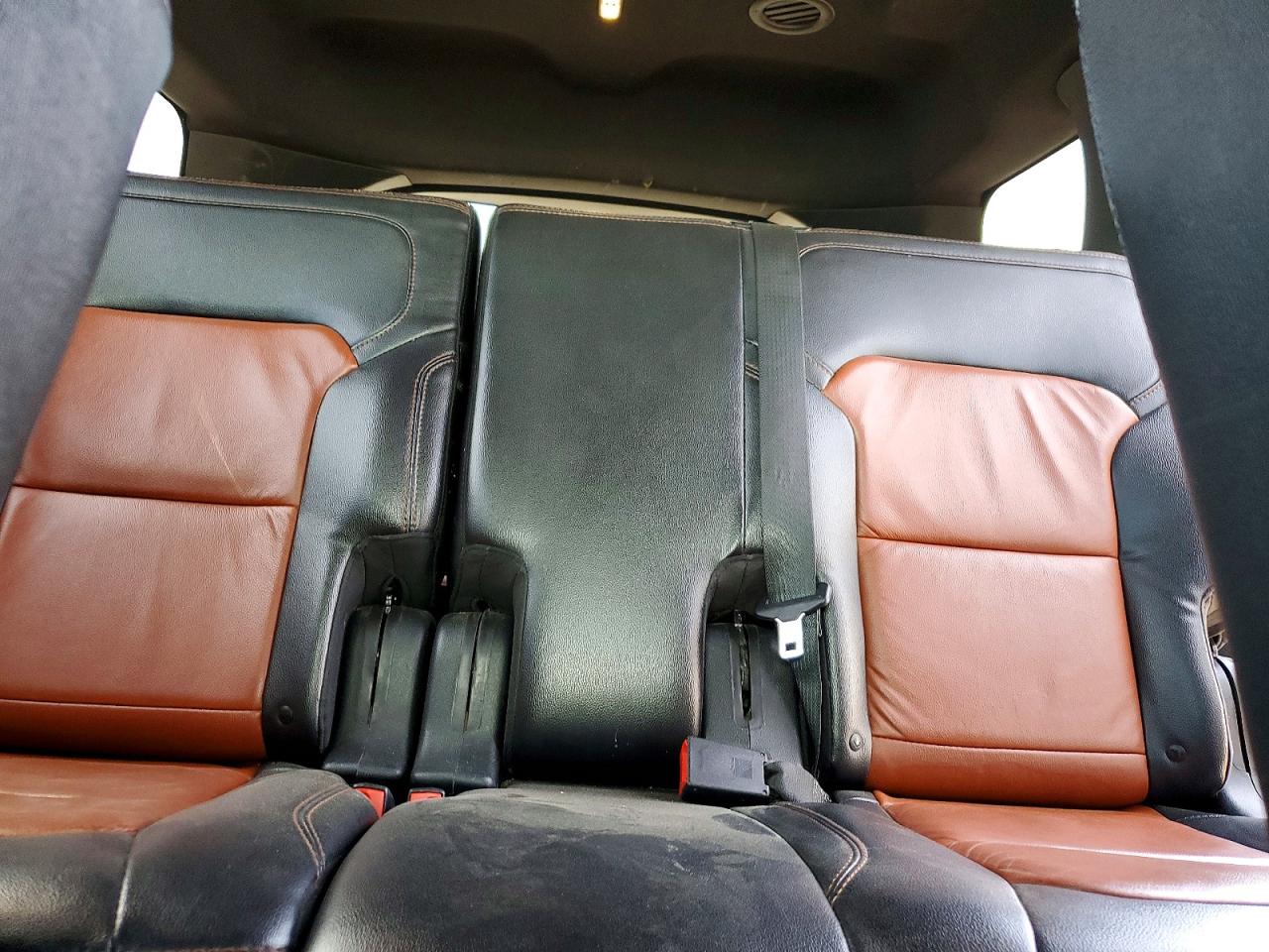 2019 FORD EXPLORER XLT photo 19