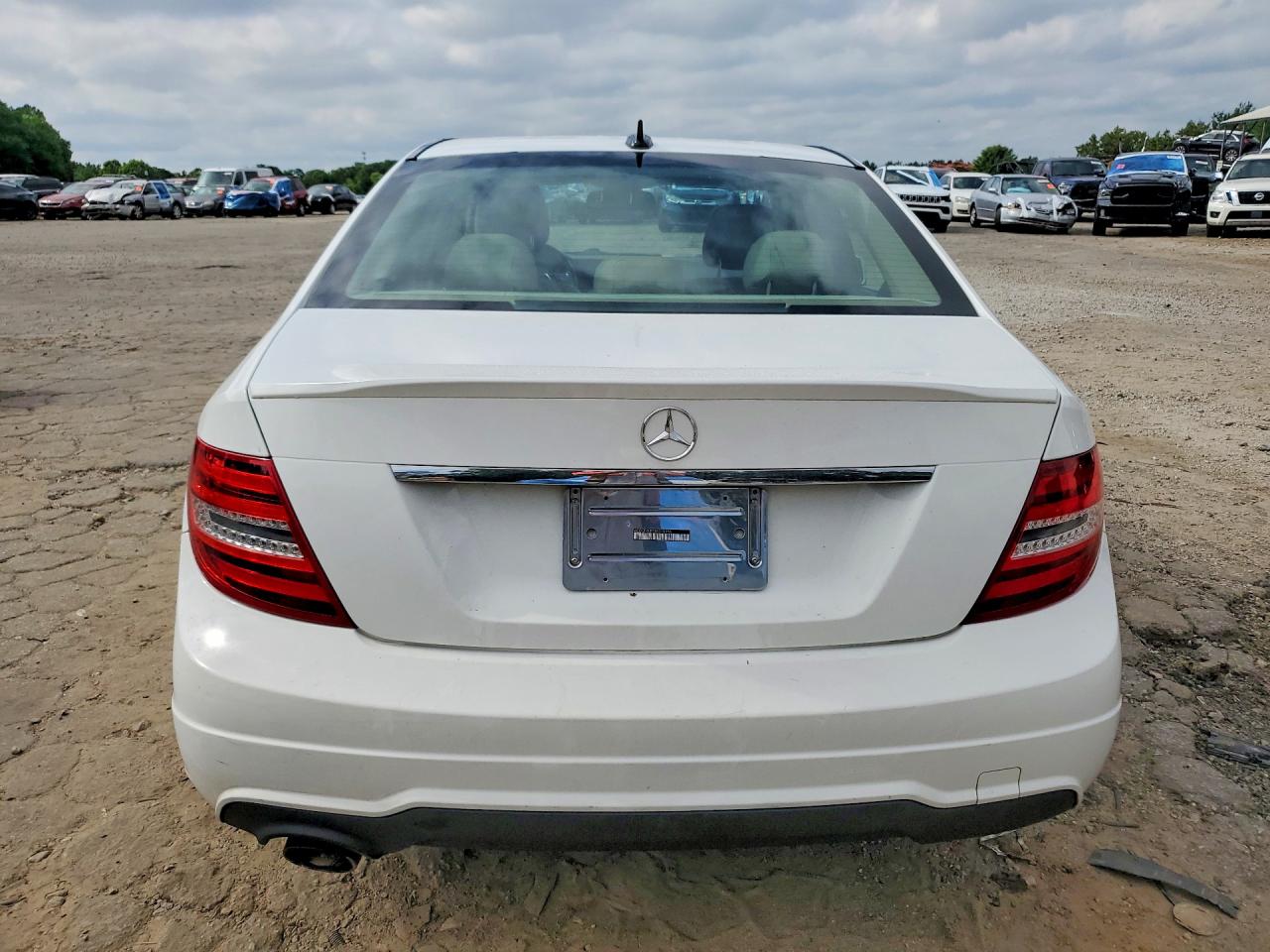 2014 MERCEDES-BENZ C 250 photo 6