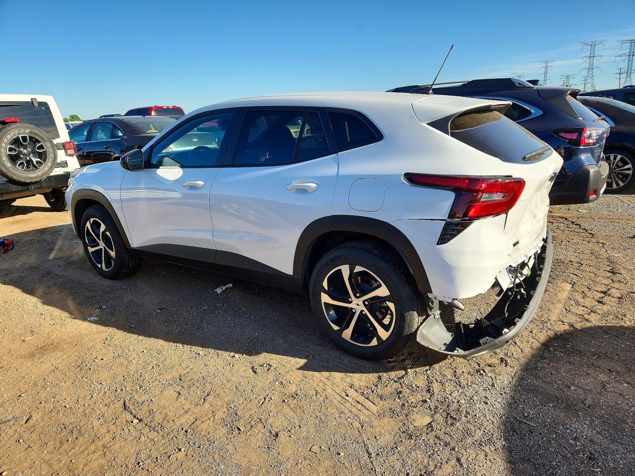 2025 CHEVROLET TRAX 1RS photo 3