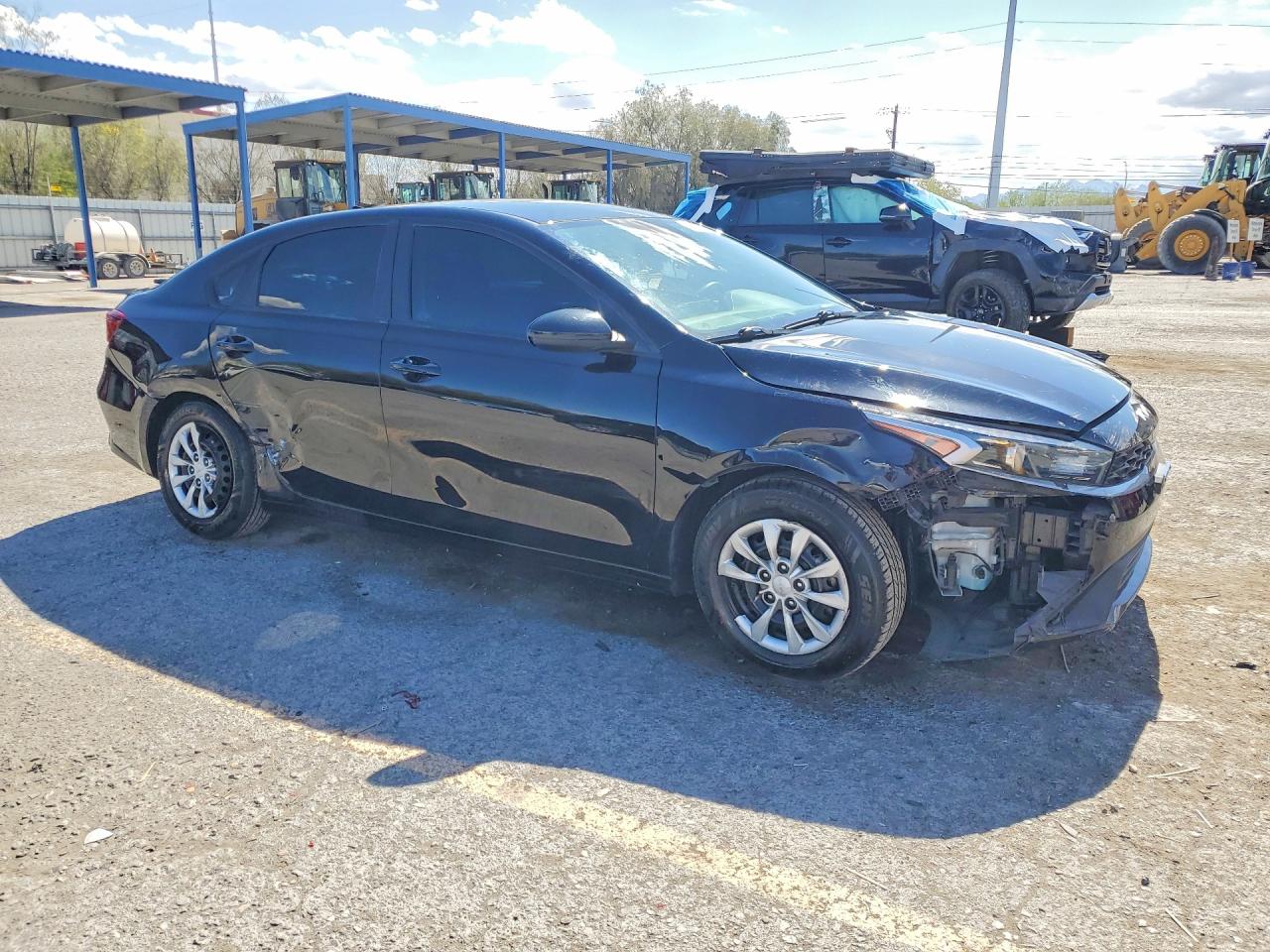2023 KIA FORTE LX photo 4