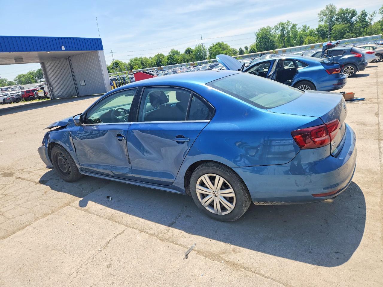 2017 VOLKSWAGEN JETTA S photo 3