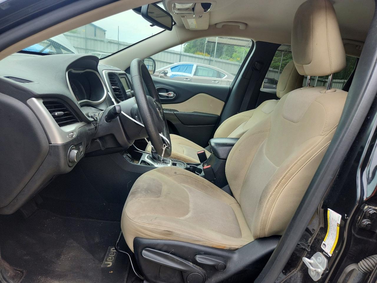 2016 JEEP CHEROKEE SPORT photo 7
