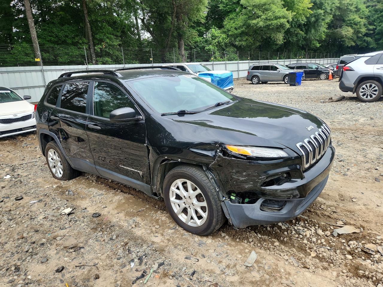 2016 JEEP CHEROKEE SPORT photo 4