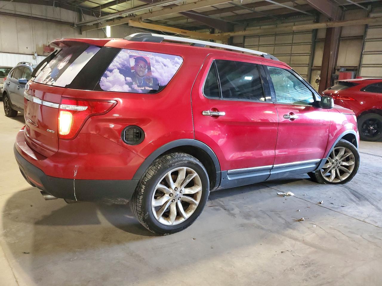 2011 FORD EXPLORER XLT photo 3