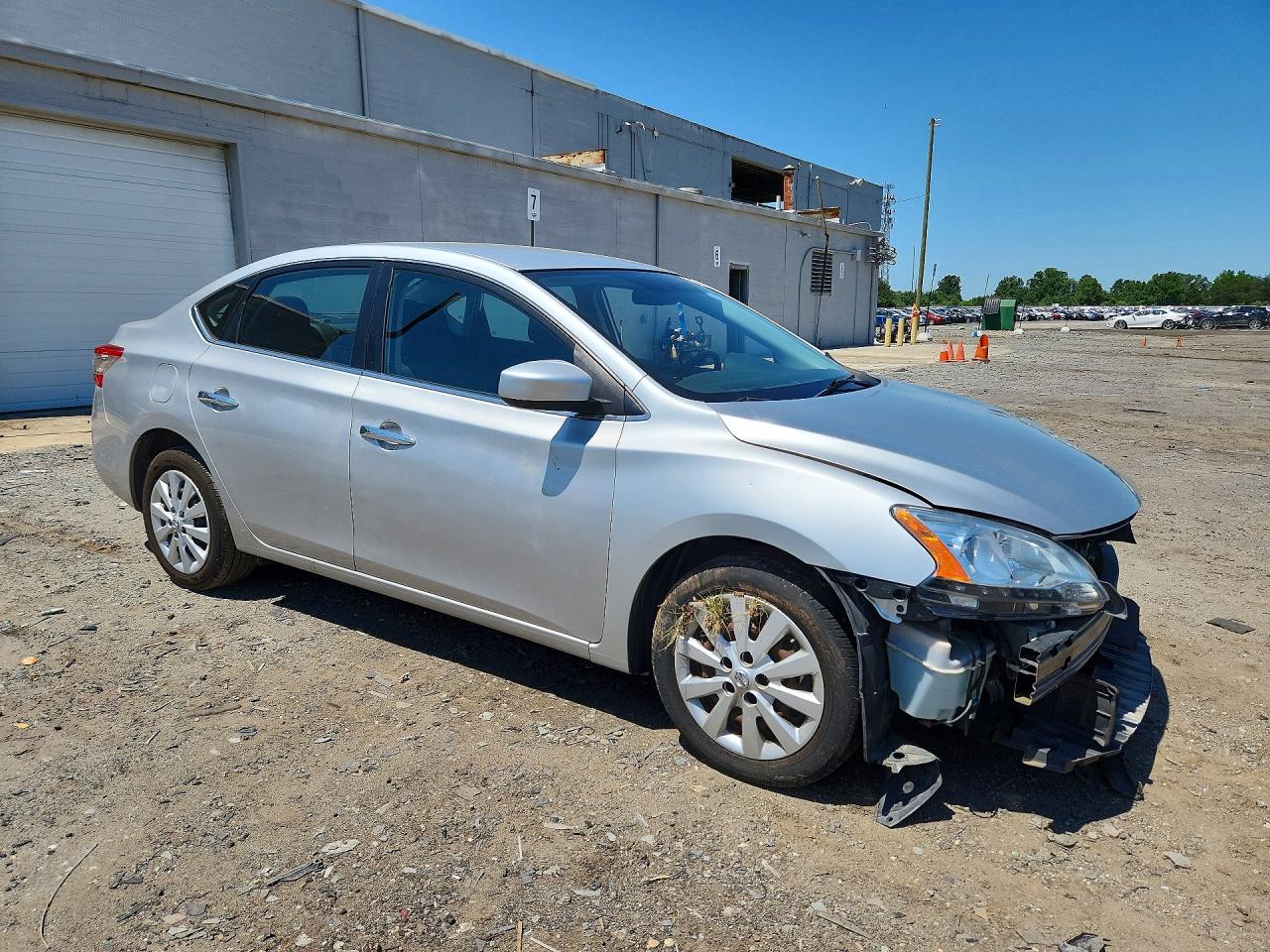 2015 NISSAN SENTRA SV photo 4
