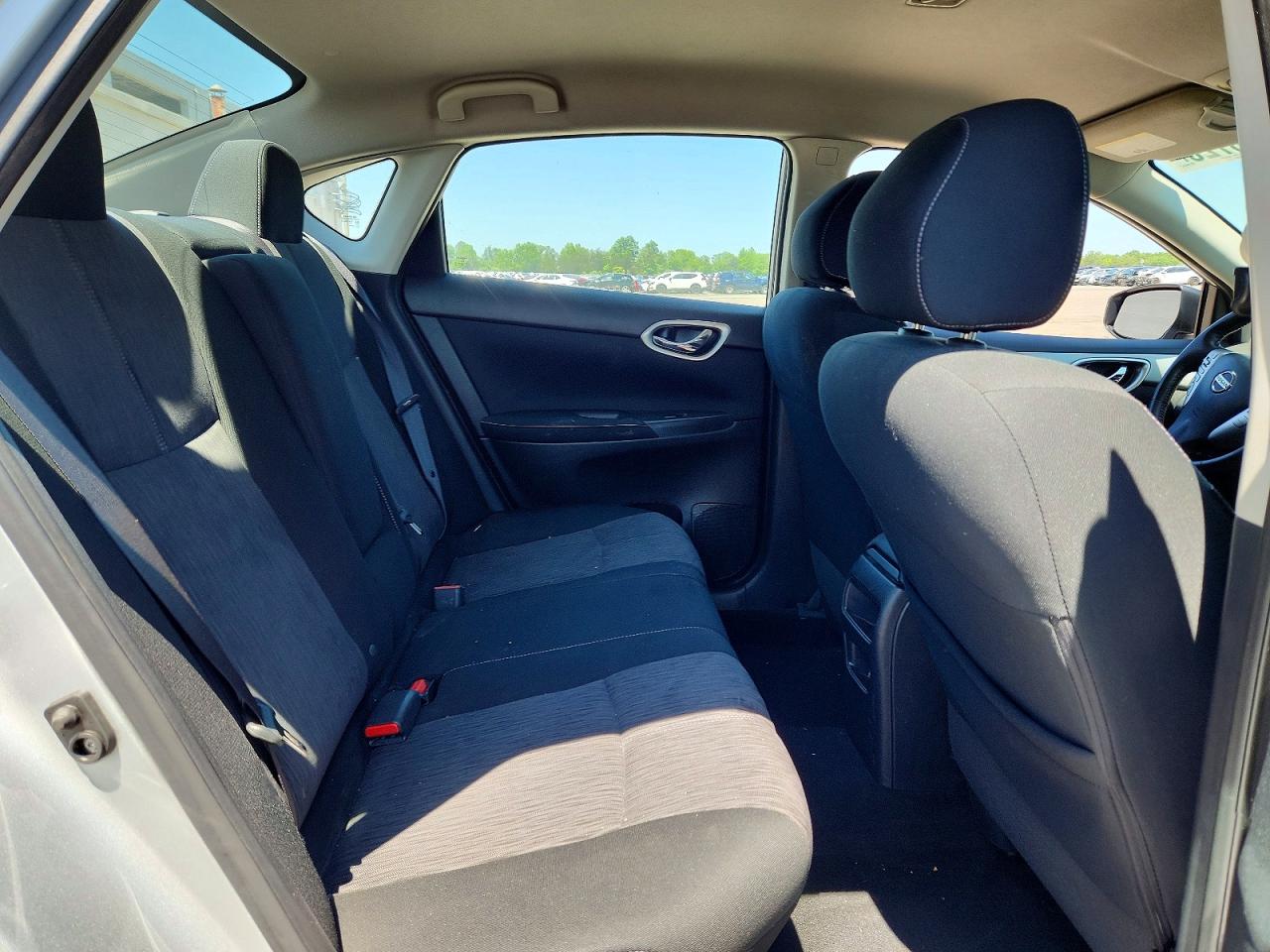 2015 NISSAN SENTRA SV photo 10