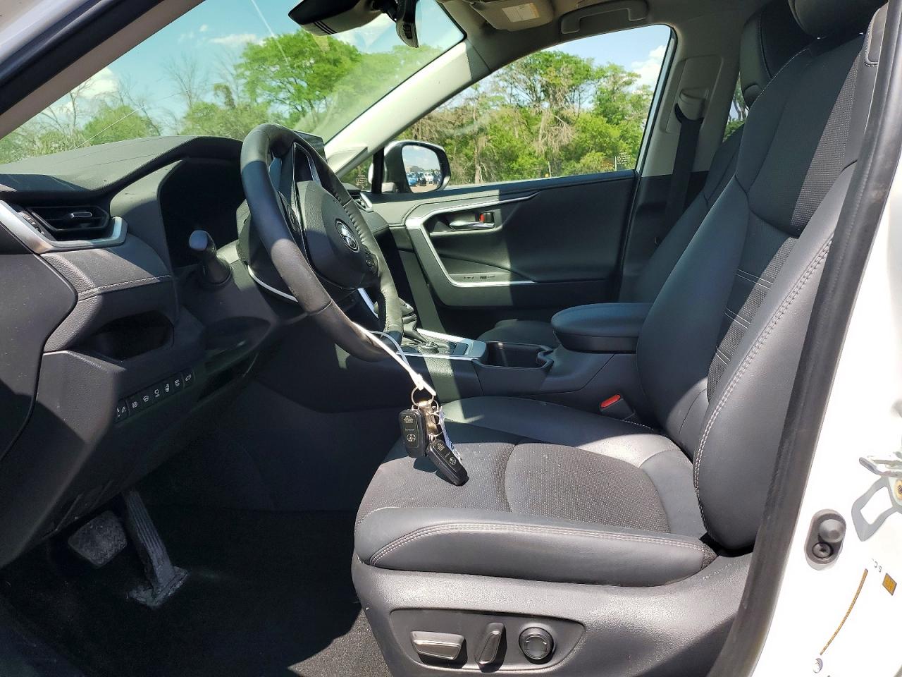 2024 TOYOTA RAV4 LIMITED photo 19