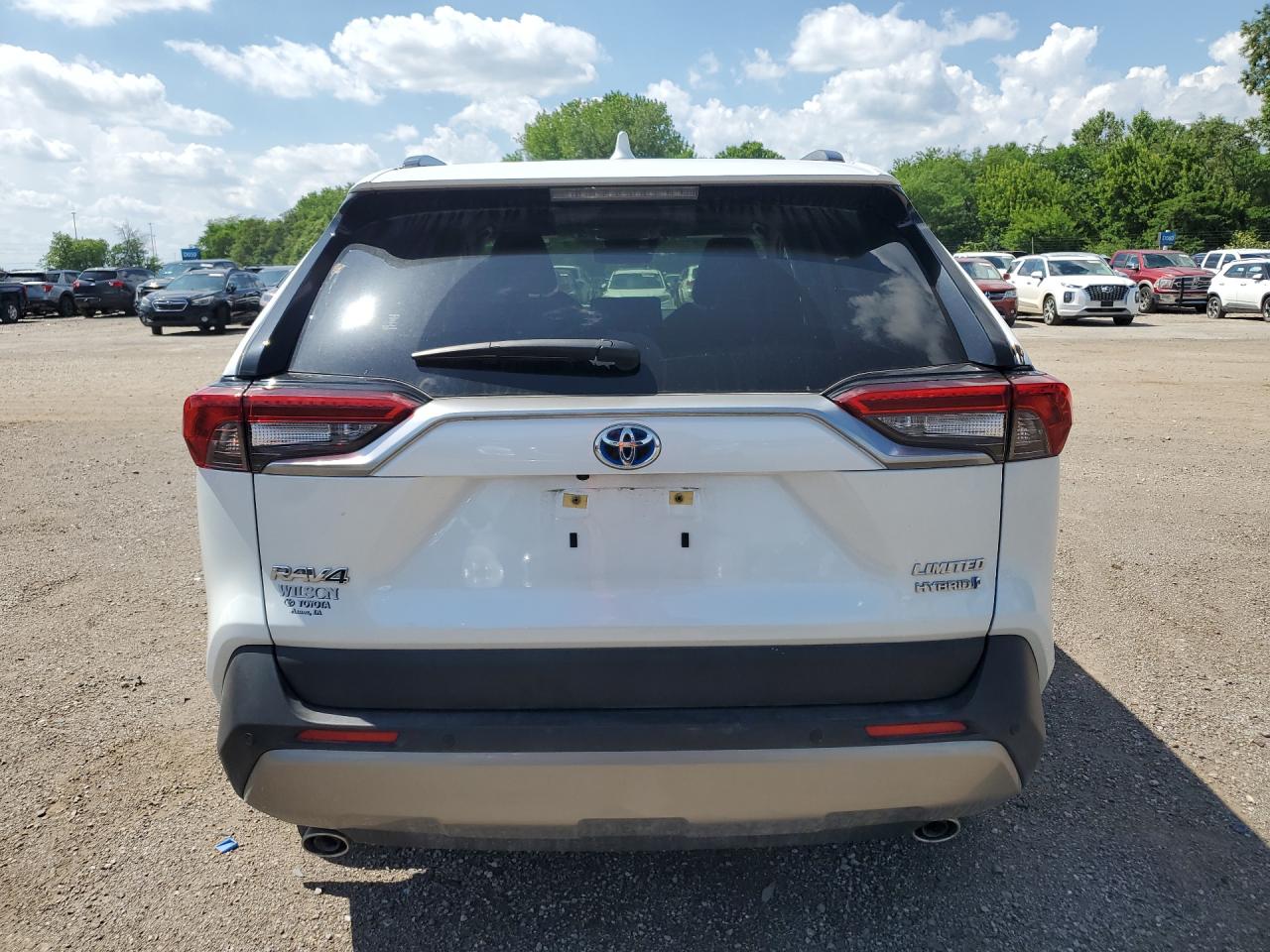 2024 TOYOTA RAV4 LIMITED photo 16