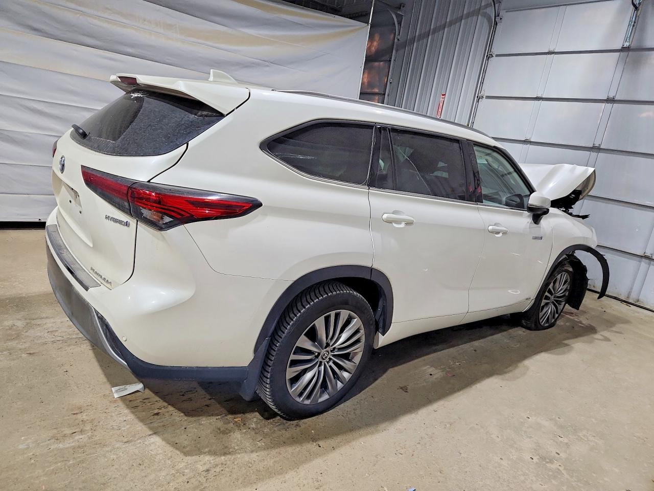 2021 TOYOTA HIGHLANDER HYBRID PLATINUM photo 3