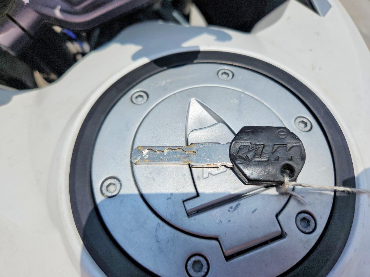 2015 KTM 1290 photo 8