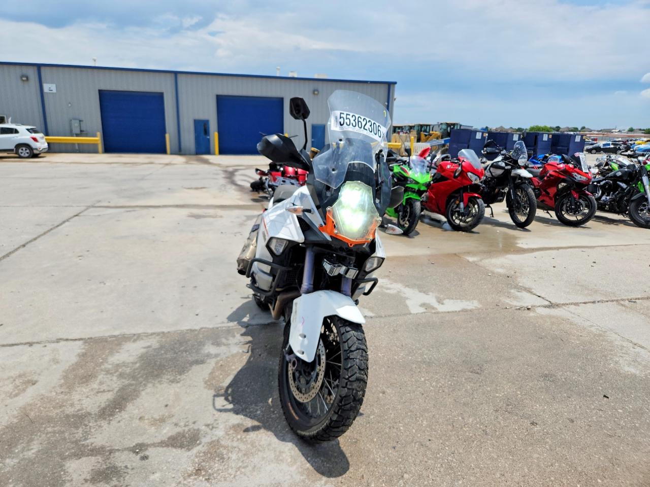 2015 KTM 1290 photo 2