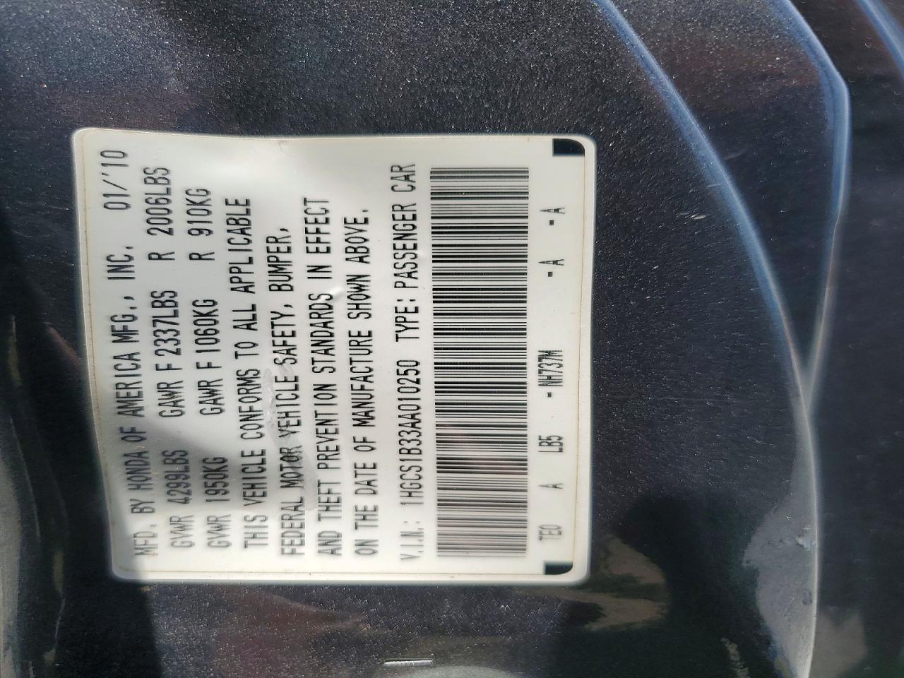 2010 HONDA ACCORD LX photo 12