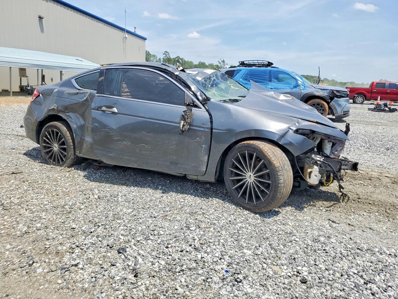 2010 HONDA ACCORD LX photo 4