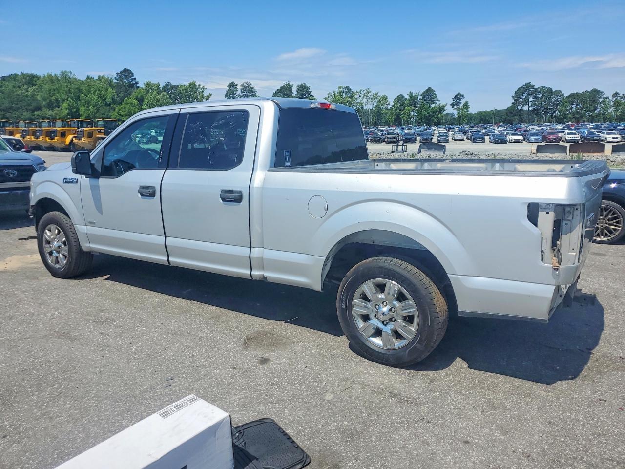 2015 FORD F150 SUPERCREW photo 2