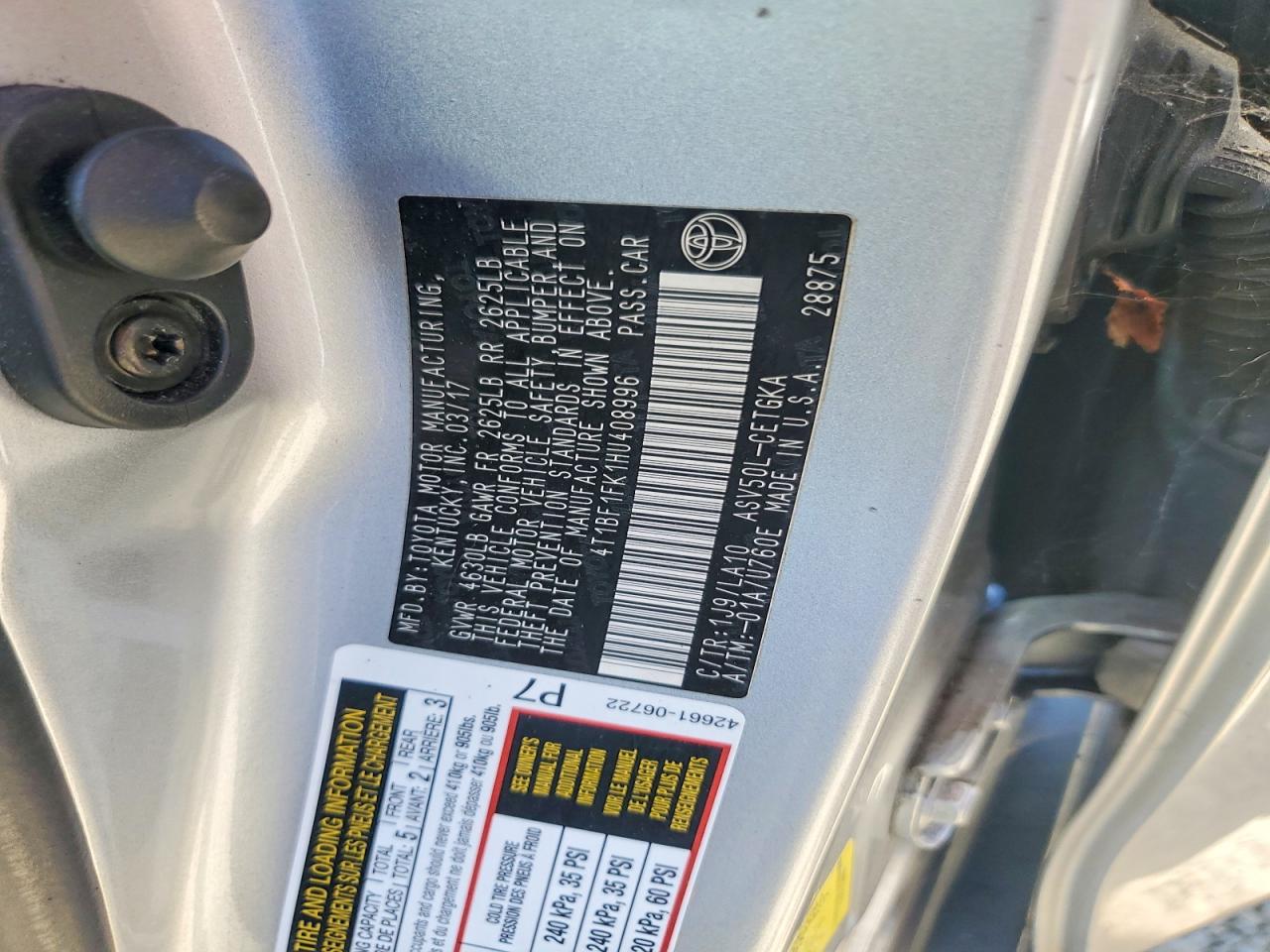 2017 TOYOTA CAMRY XLE photo 25