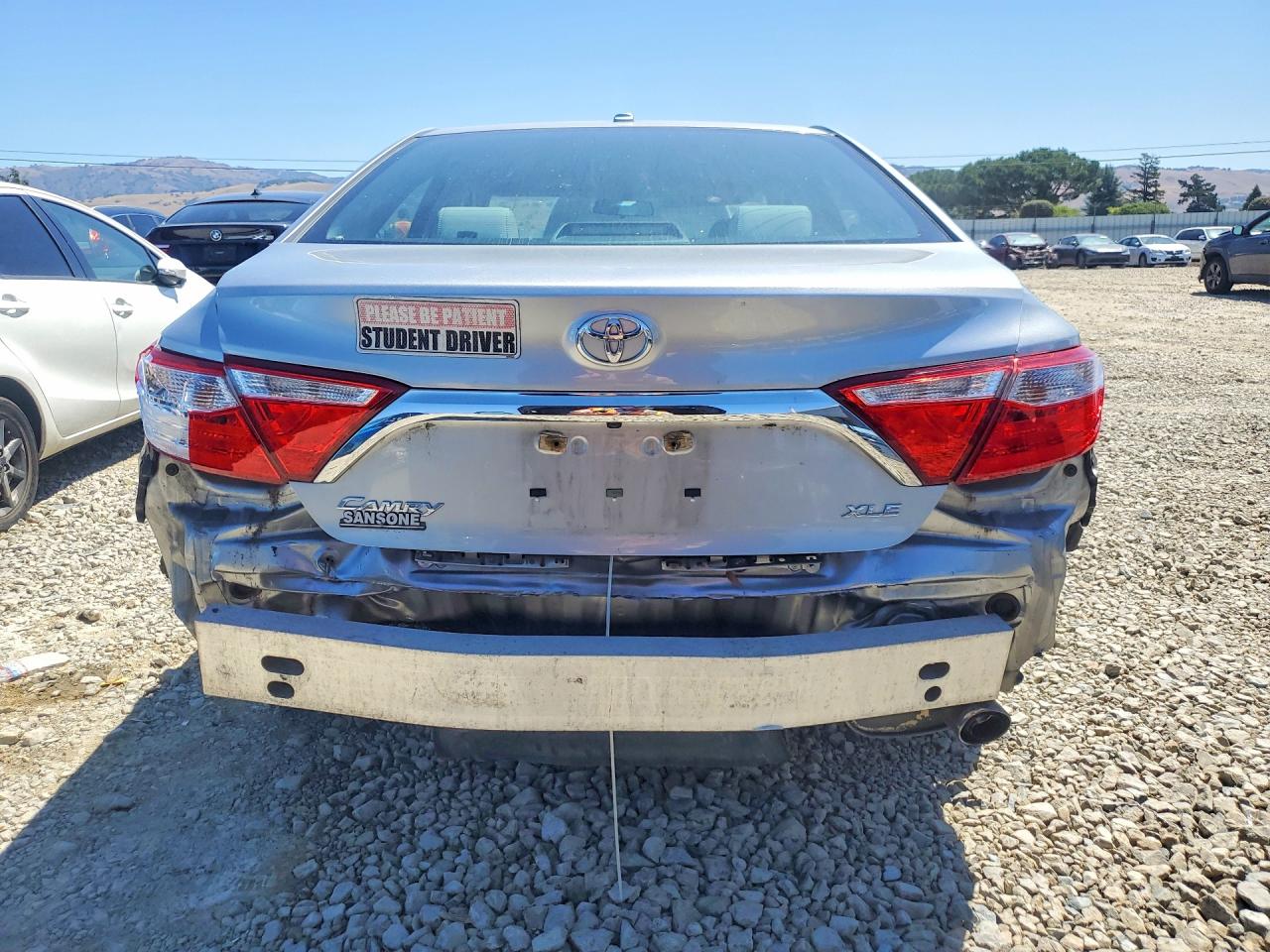 2017 TOYOTA CAMRY XLE photo 11