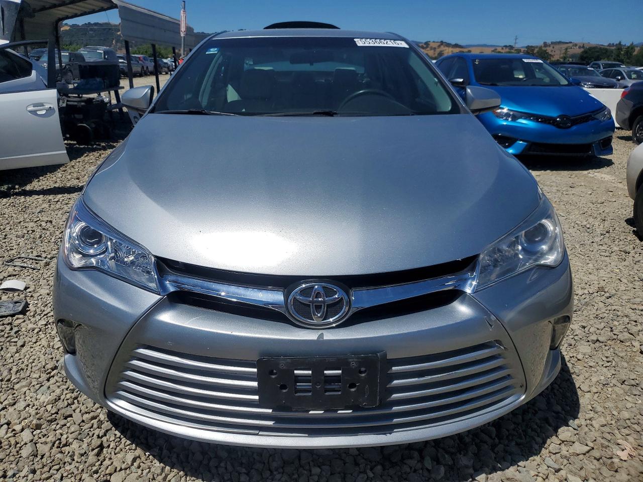 2017 TOYOTA CAMRY XLE photo 9