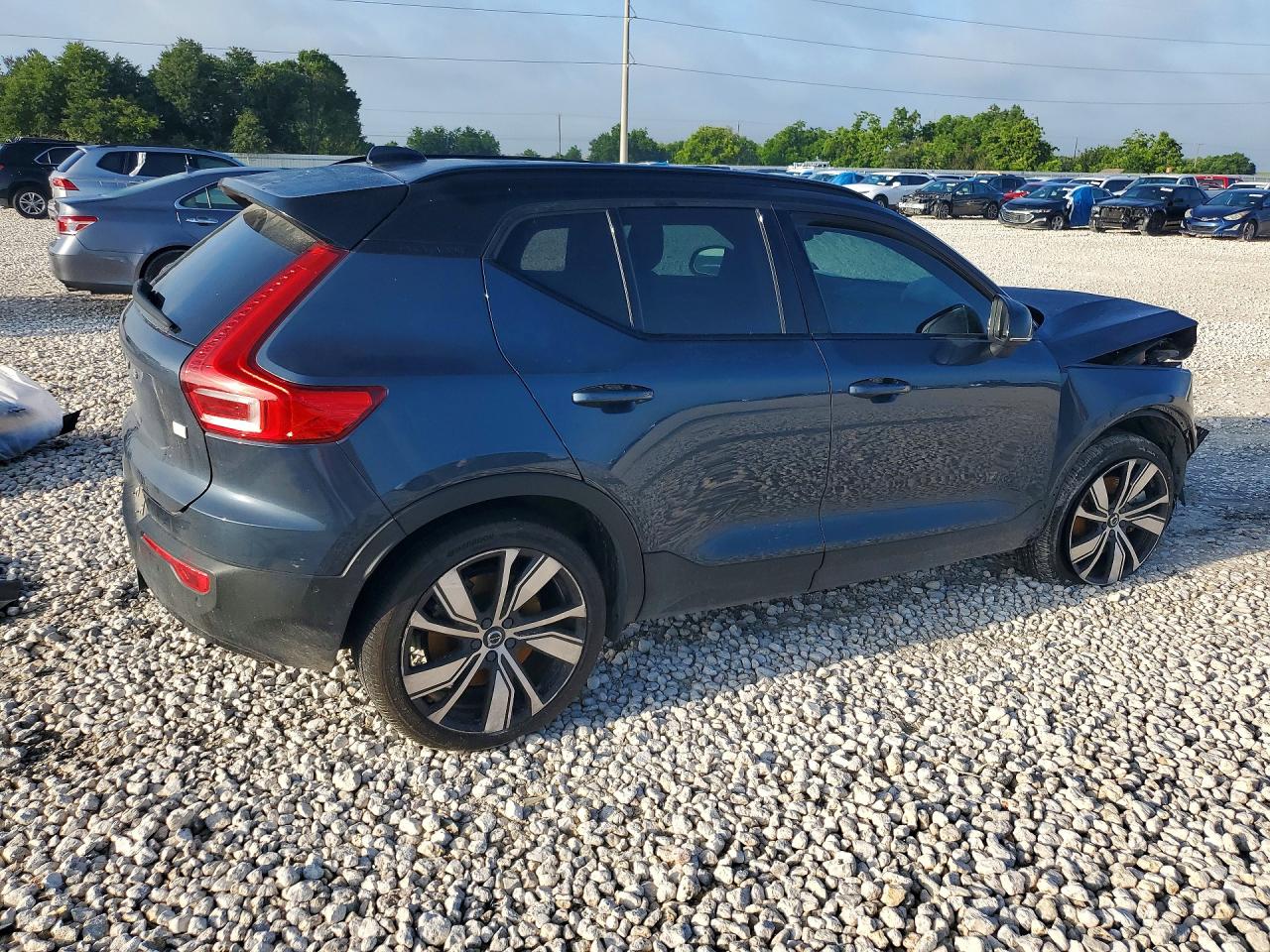 2022 VOLVO XC40 P8 RECHARGE PLUS photo 5