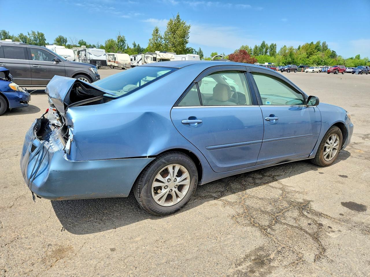 2004 TOYOTA CAMRY LE V6 photo 5