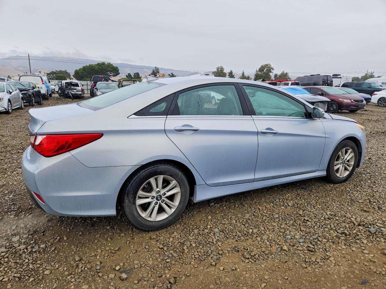 2014 HYUNDAI SONATA GLS photo 7