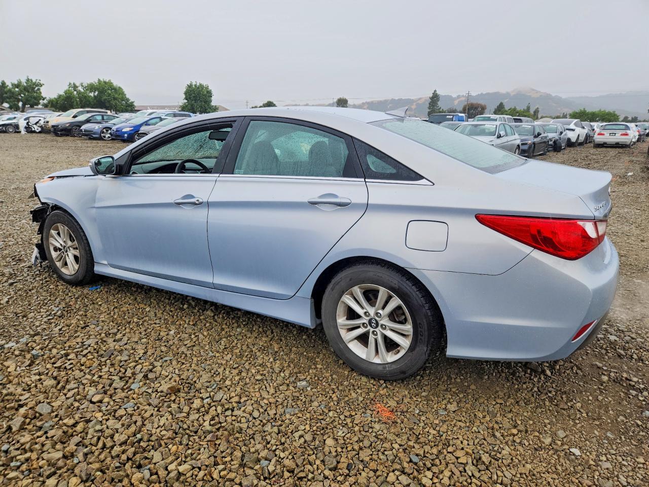 2014 HYUNDAI SONATA GLS photo 4