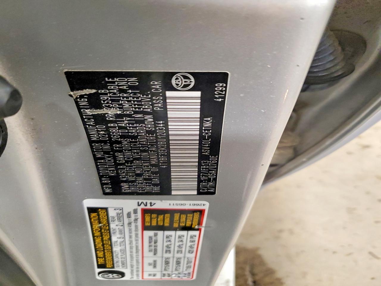 2011 TOYOTA CAMRY LE photo 23