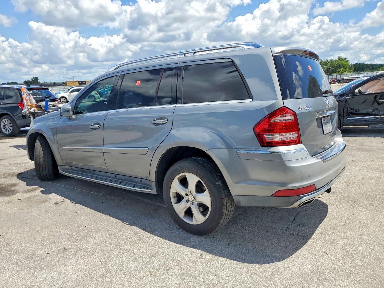 2012 MERCEDES-BENZ GL 450 4MATIC photo 3
