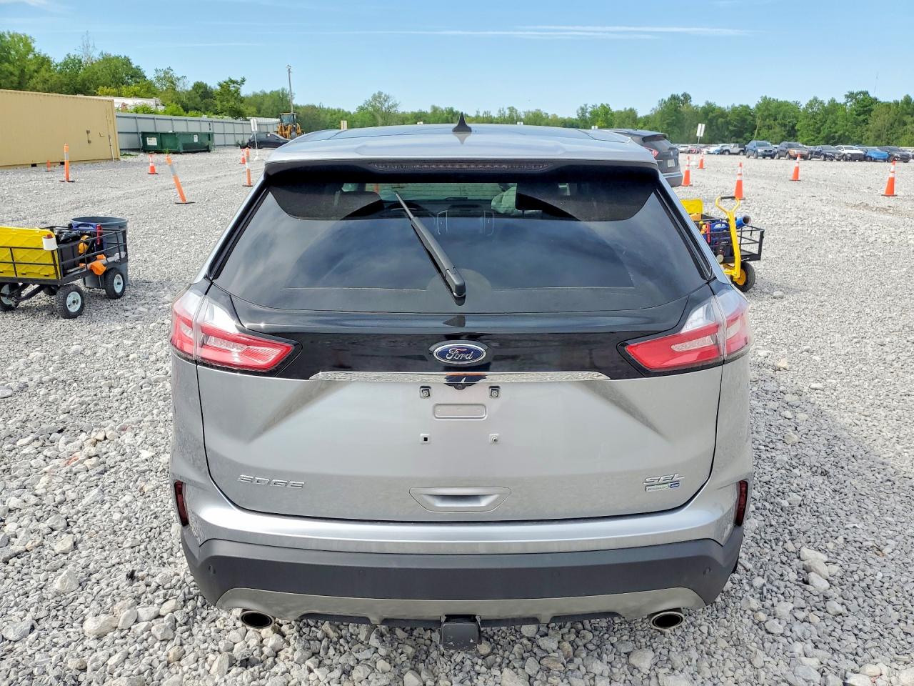2020 FORD EDGE SEL photo 16