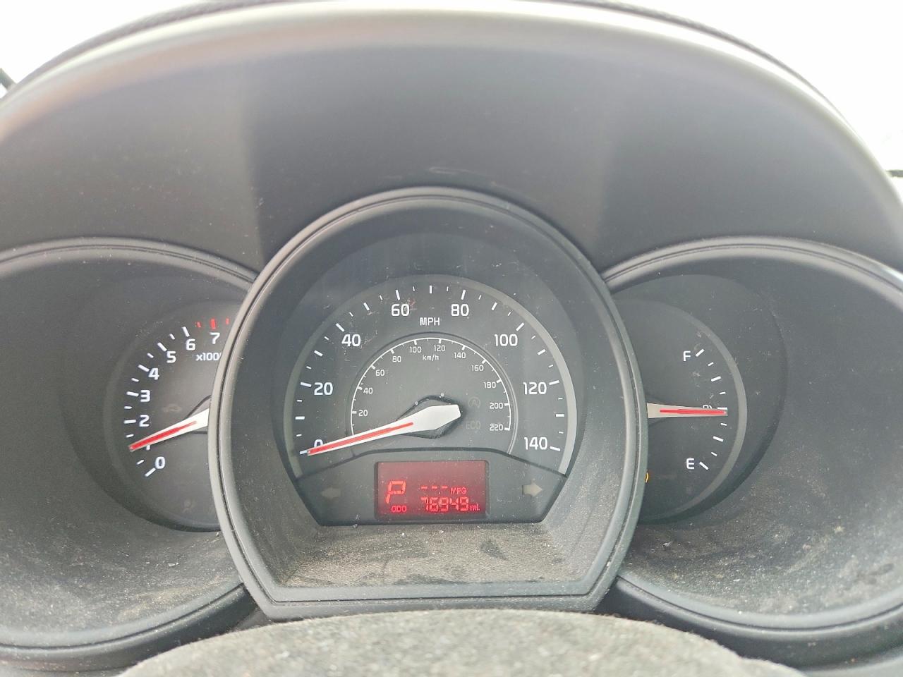 2013 KIA RIO EX photo 9