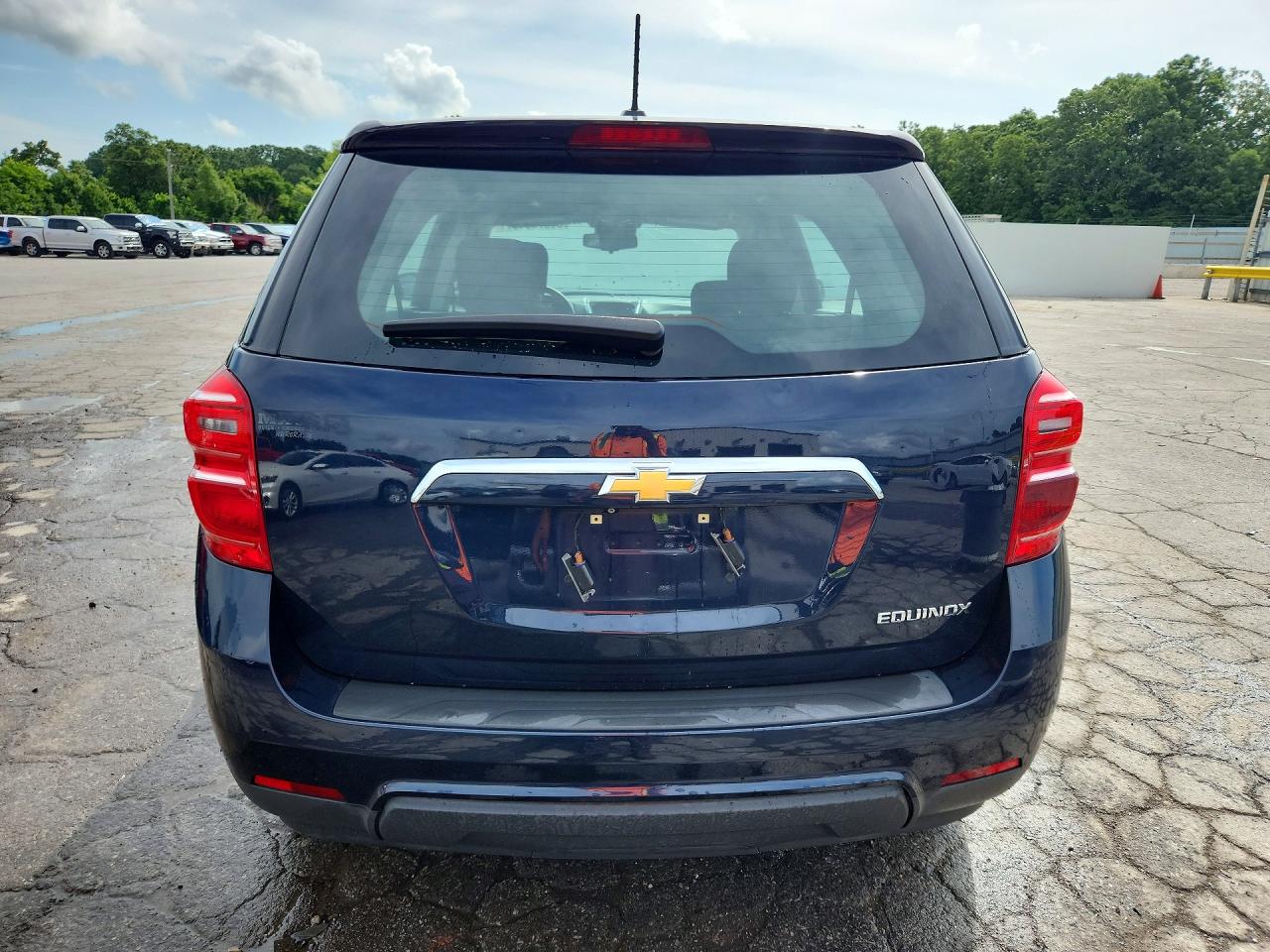 2016 CHEVROLET EQUINOX LS photo 11