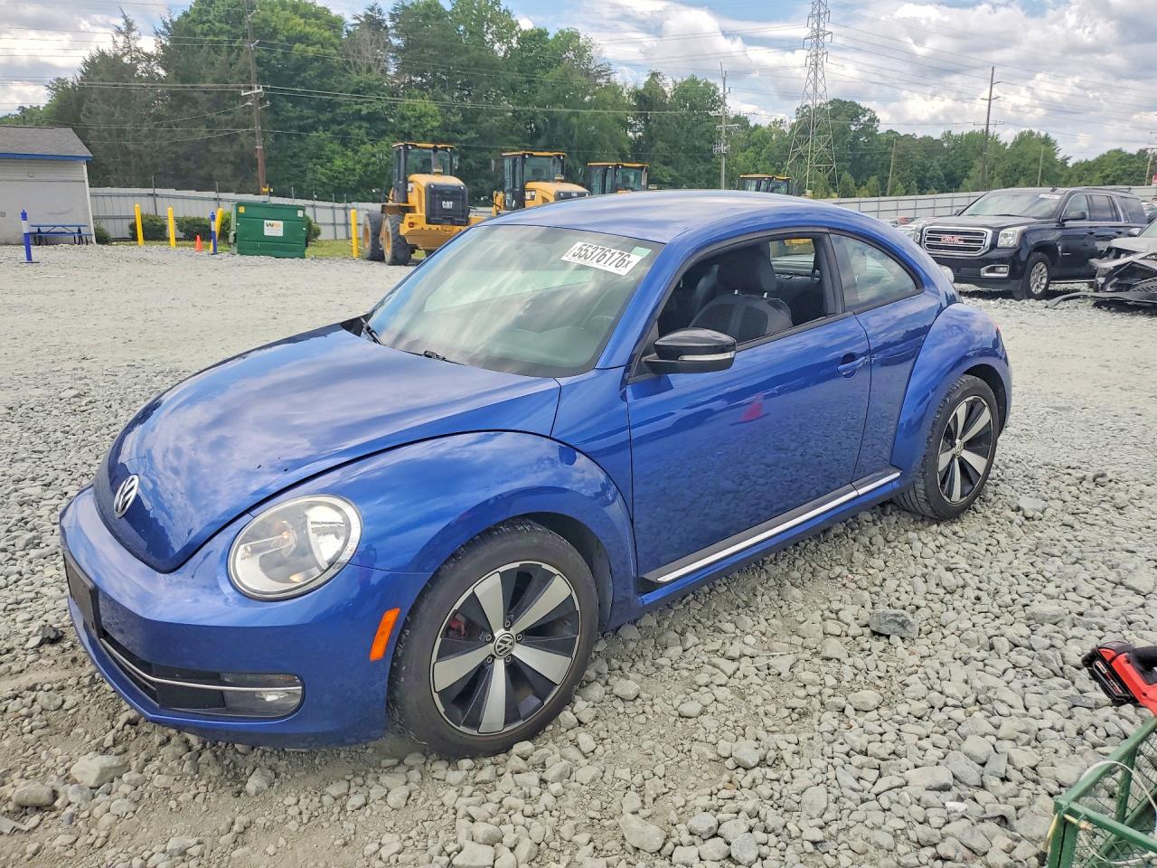 2013 VOLKSWAGEN BEETLE