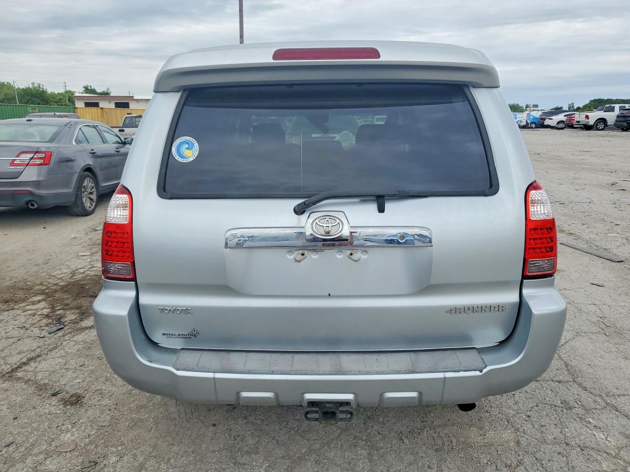 2006 TOYOTA 4RUNNER SR5 photo 11