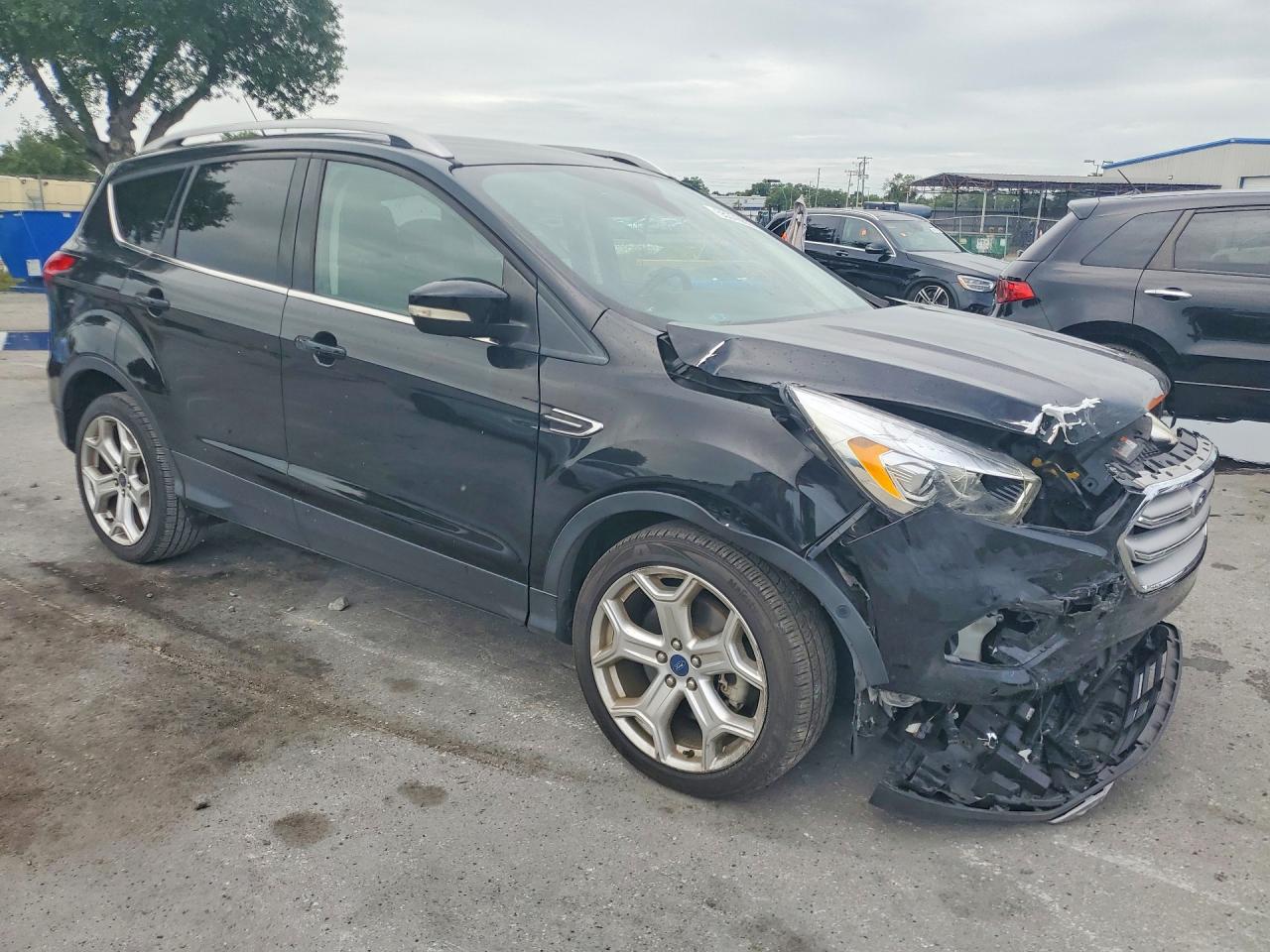2019 FORD ESCAPE TITANIUM photo 7