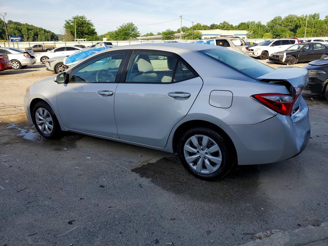 2015 TOYOTA COROLLA LE photo 4