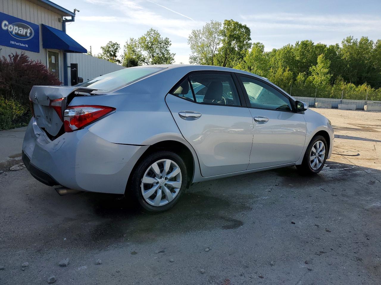 2015 TOYOTA COROLLA LE photo 7