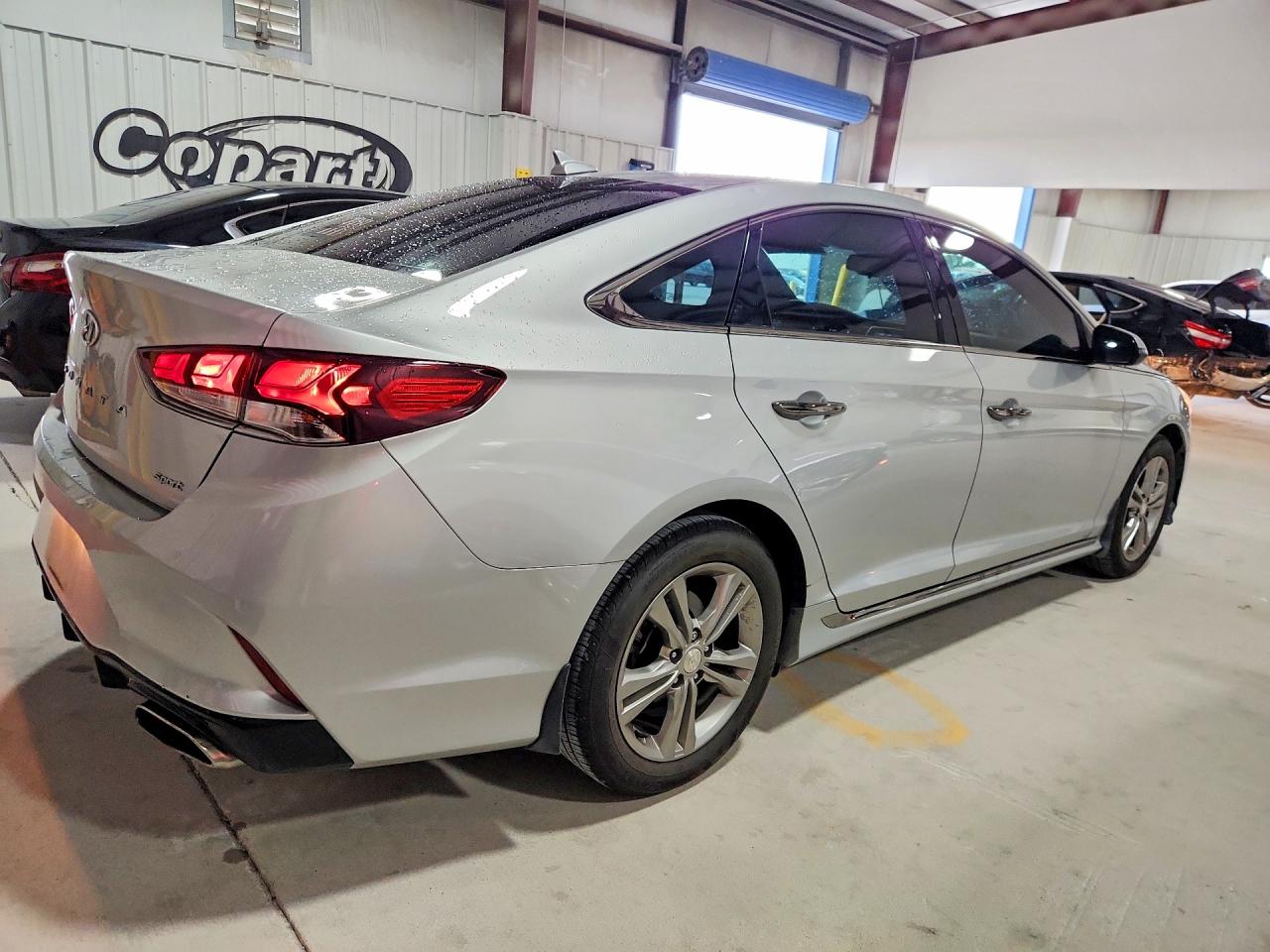 2018 HYUNDAI SONATA SPORT photo 5